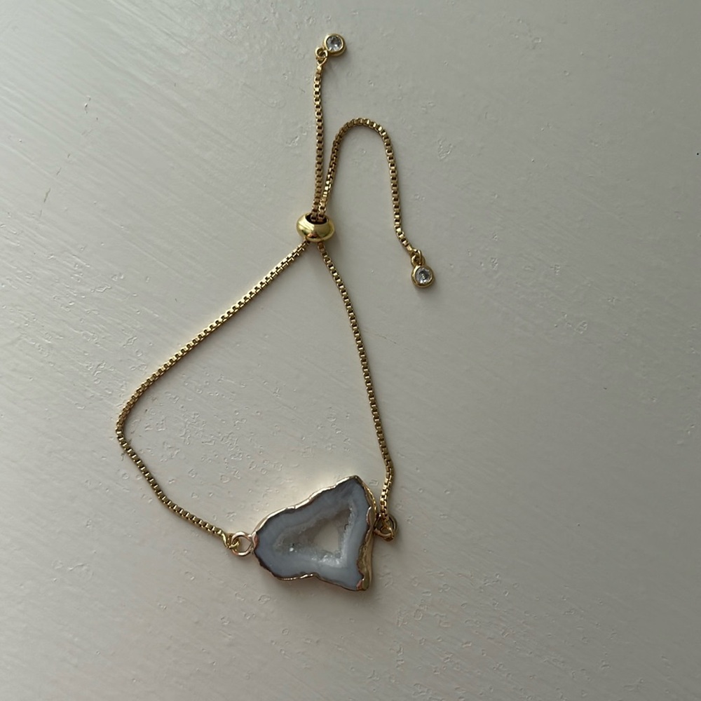 Adjustable gold genuine geode bracelet